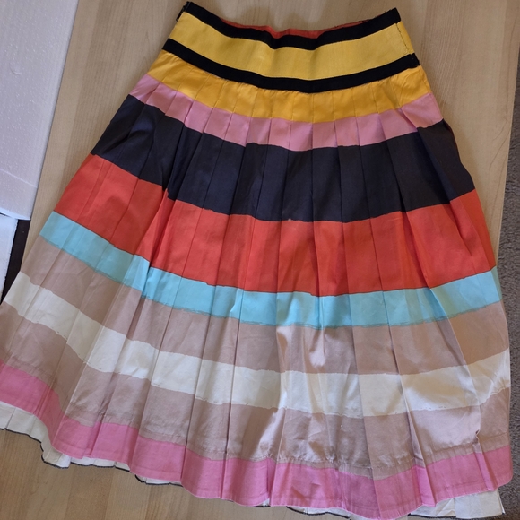 Diane Von Furstenberg Dresses & Skirts - Diane Von Furstenberg Multicolor A-Line Skirt